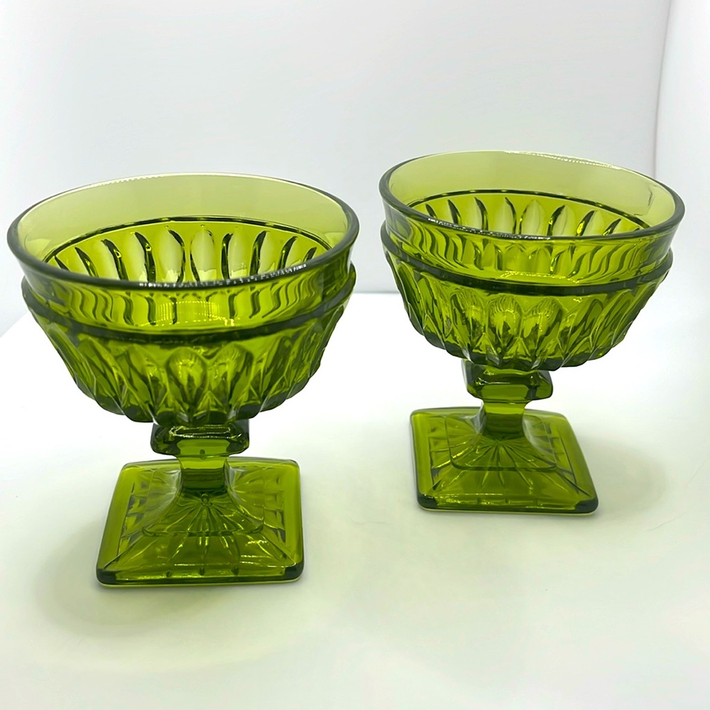 Set of 2 Vintage Green Champagne or Sherbet Goblets,  Mt Vernon by Indiana Glass